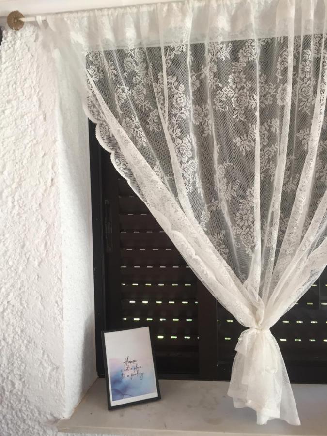 Rose'S Place Артемида Екстериор снимка